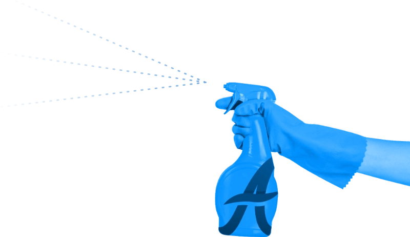 Fles Schoonmaakreiniger in hand